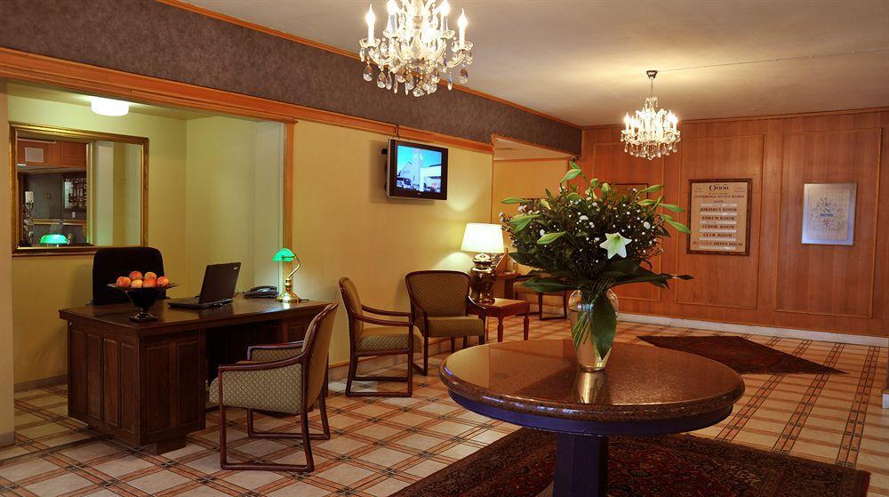 The Devonshire Hotel Йоханнесбург Экстерьер фото